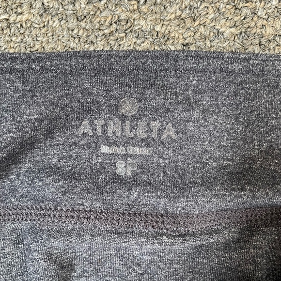 Athlete flare cropped pants - Picture 2 of 3